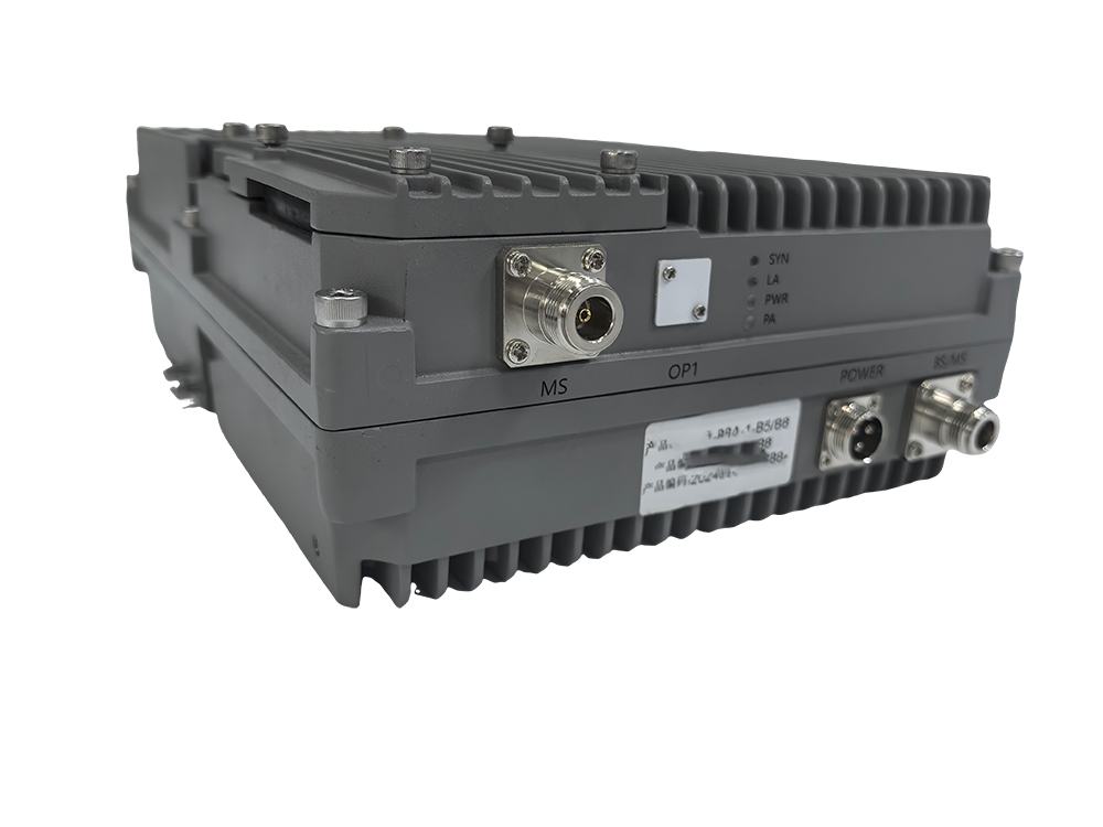  龙文三频手机信号接收器2000㎡